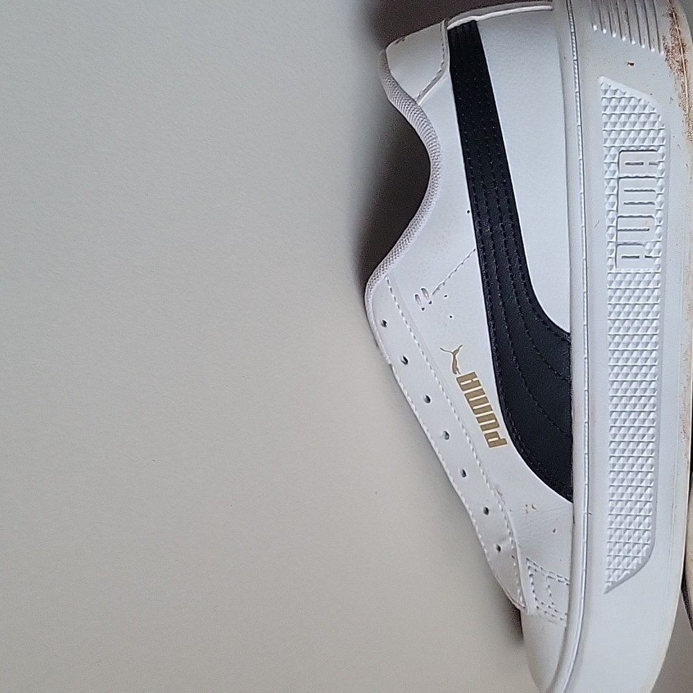 Womens Puma Classic White Sneakers with Black Stripe - Picture 4 of 4